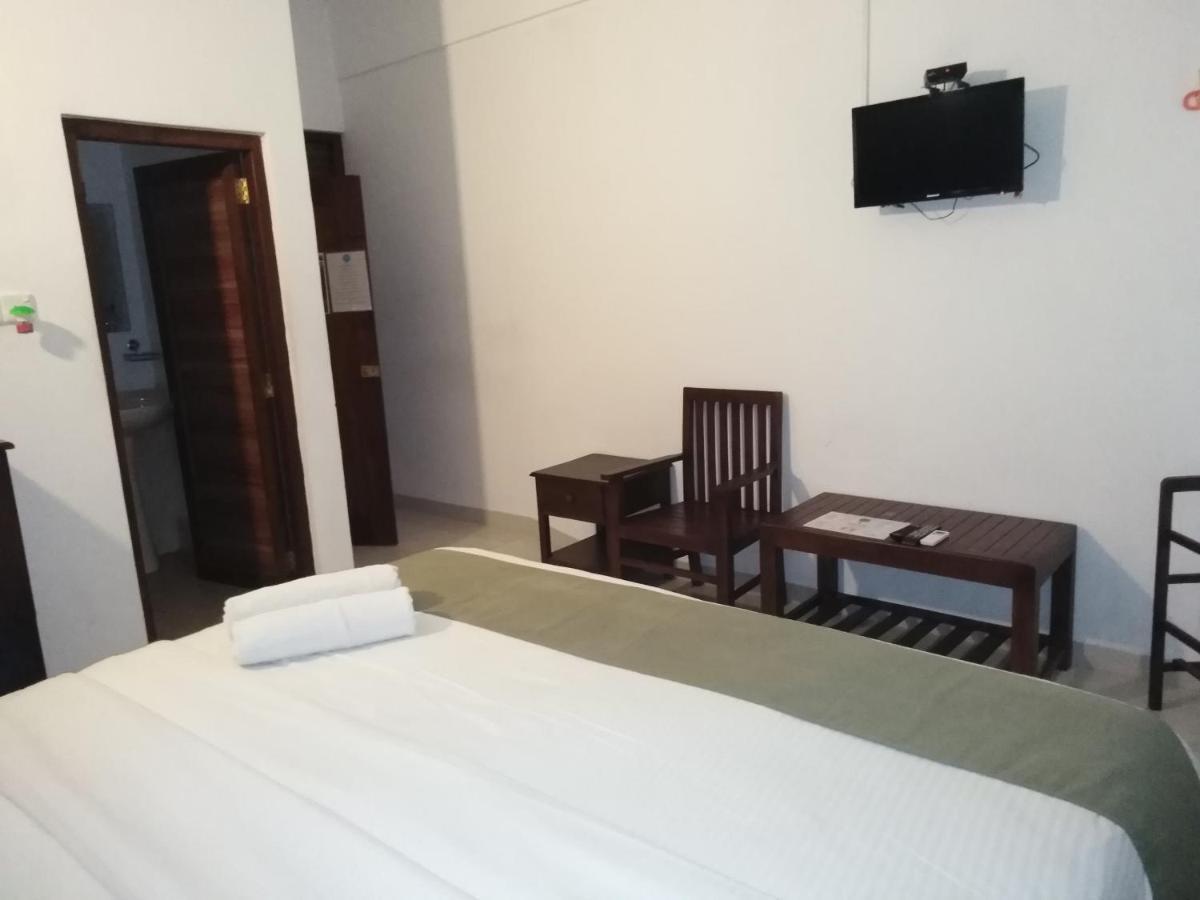 Hotel Brizo Weligama Exterior foto